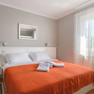 Hope Apartment